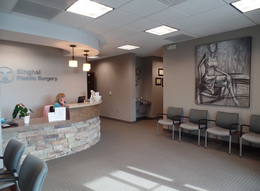 Singhal Plastic Surgery, P.C.