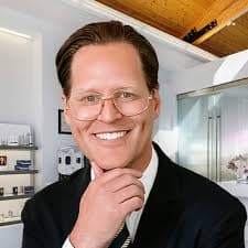 Michael DeWolfe