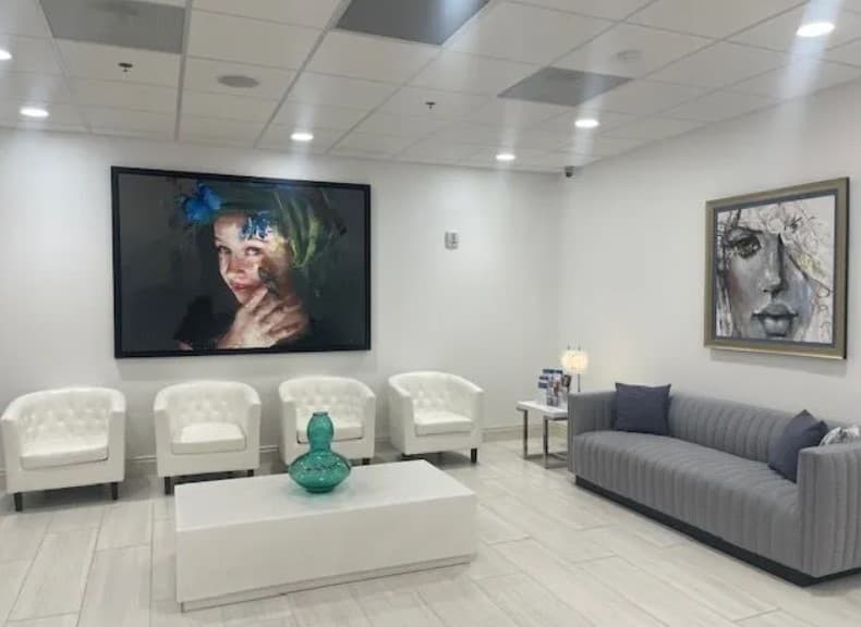 Luna Plastic and Reconstructive Surgery and Medical Spa photo 1